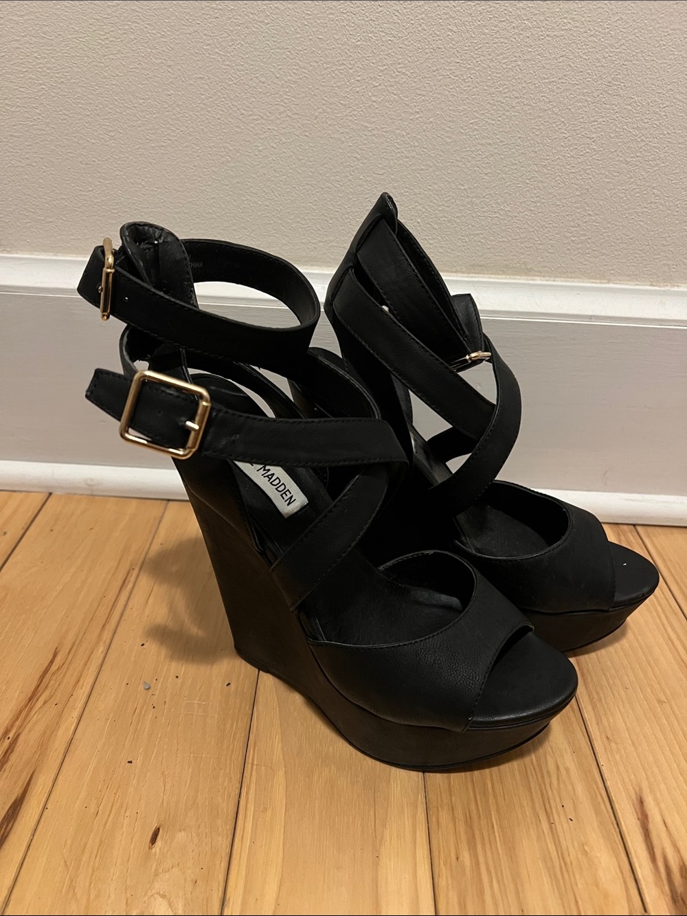 Steve Madden Black Strappy Platform Wedge Sandals US 7.5